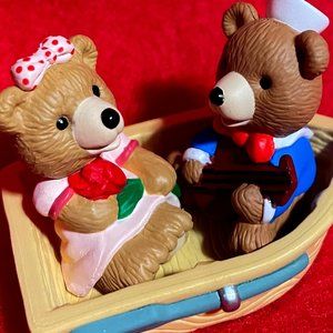 Valentine's  Sweetheart Cruise Merry Miniatures by Hallmark